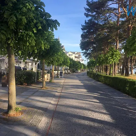 Wohnpark Stadt Hamburg 13 *